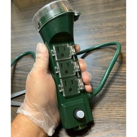 New Outdoor Smart Plug Waterproof WiFi Outdoor Outlet Timer with 6 Grounded - Picture 2 of 3